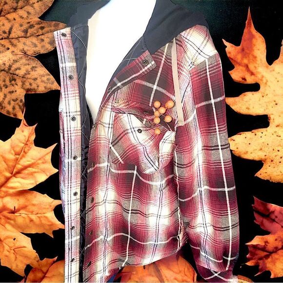 Legendary Outfitters l Hooded Flannel l Quilted l Snap up l Pocket l Unisex New - Picture 10 of 13